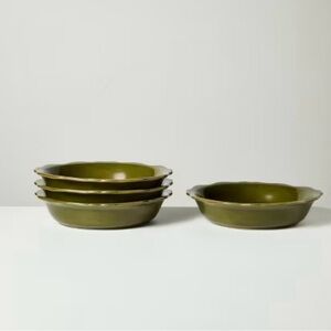 HEARTH & HAND NWT 4pc carved edge pasta grain bowls -green